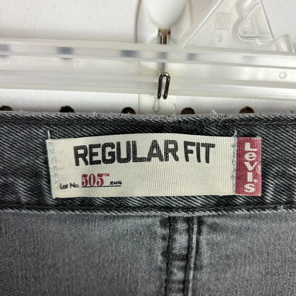 Levi's 505 Faded Black Jean 36x30 Relaxed Streetwear Skate Baggy Goth Baggy Y2K - Picture 6 of 8